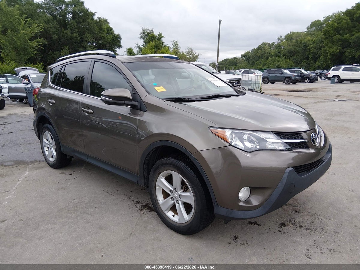 2014 TOYOTA RAV4 XLE