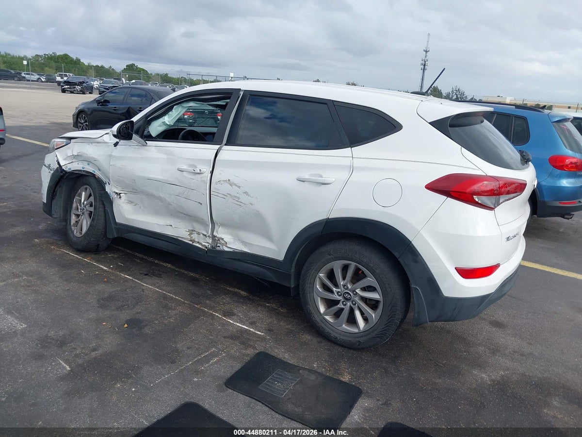 2017 HYUNDAI TUCSON SE — снимка 3