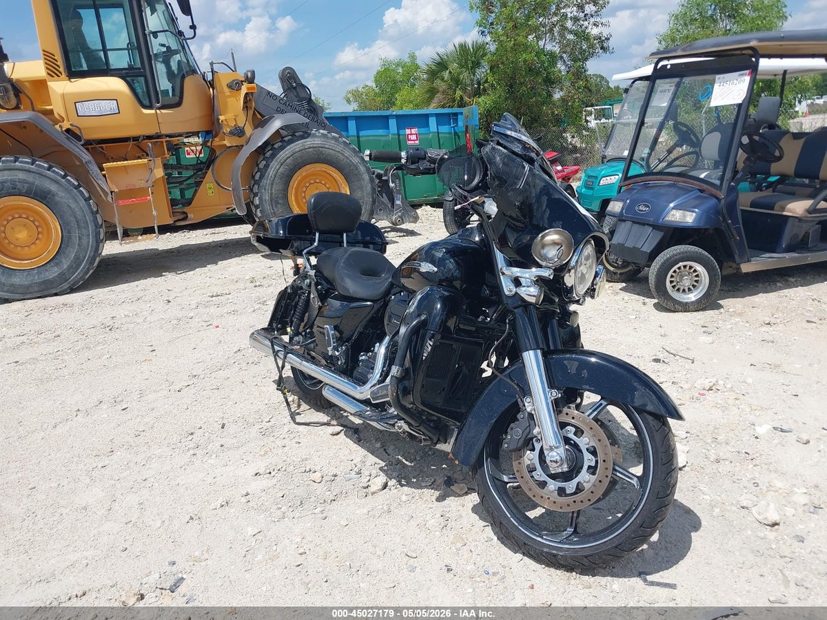 2016 HARLEY-DAVIDSON FLHXSE CVO STREET GLIDE