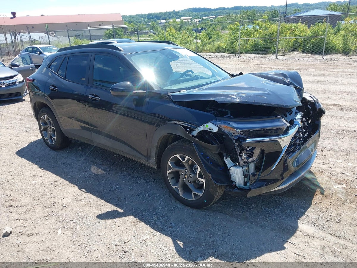 2026 CHEVROLET TRAX FWD LT