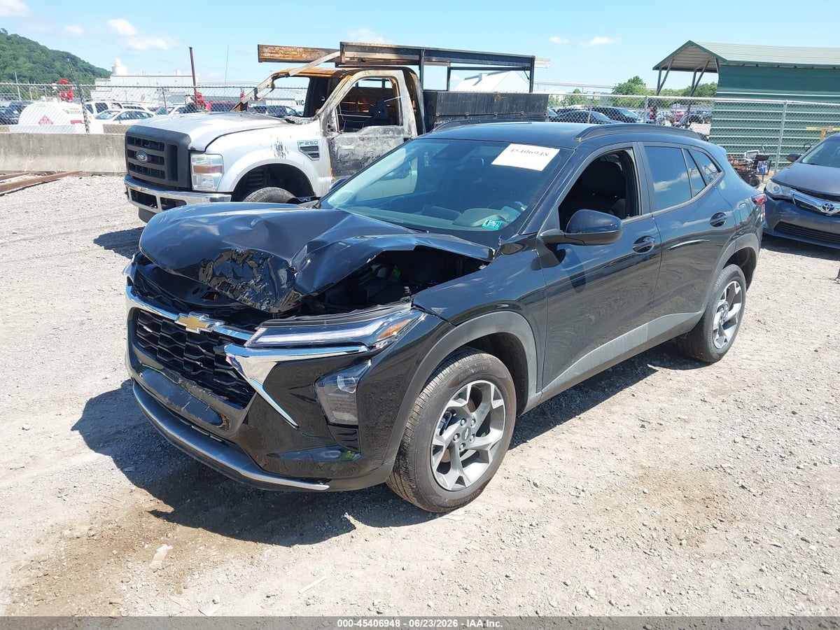 2026 CHEVROLET TRAX FWD LT — снимка 2
