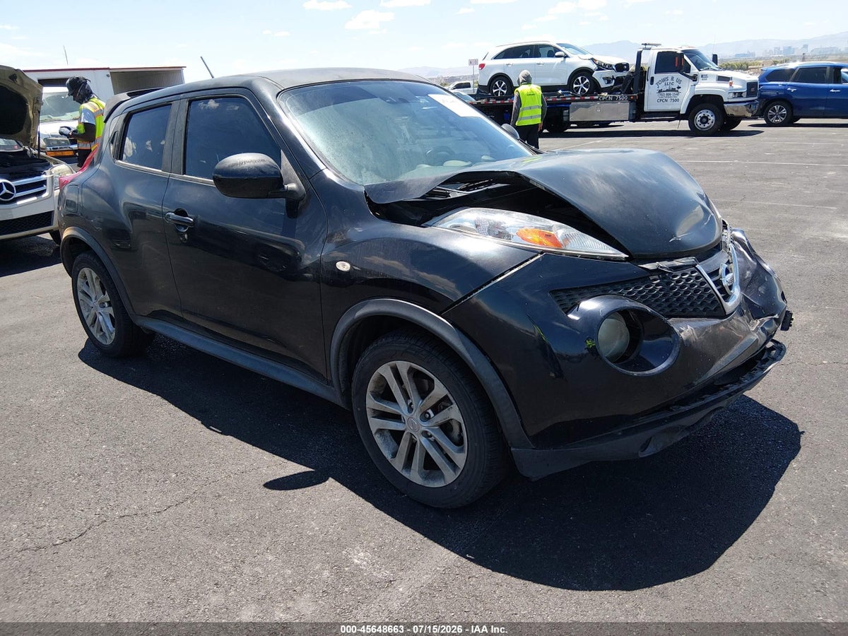 2013 NISSAN JUKE SV