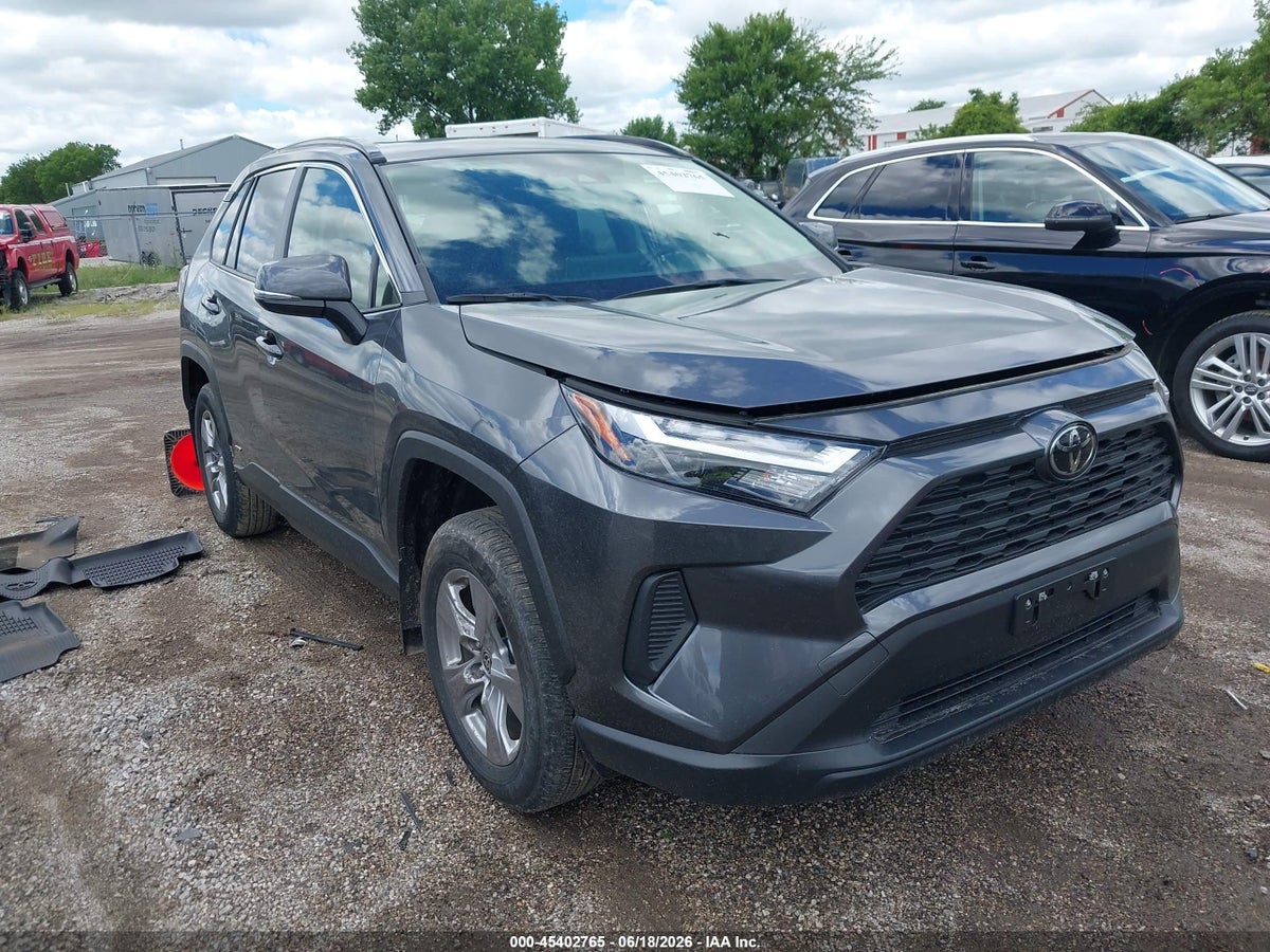 2025 TOYOTA RAV4 HYBRID XLE