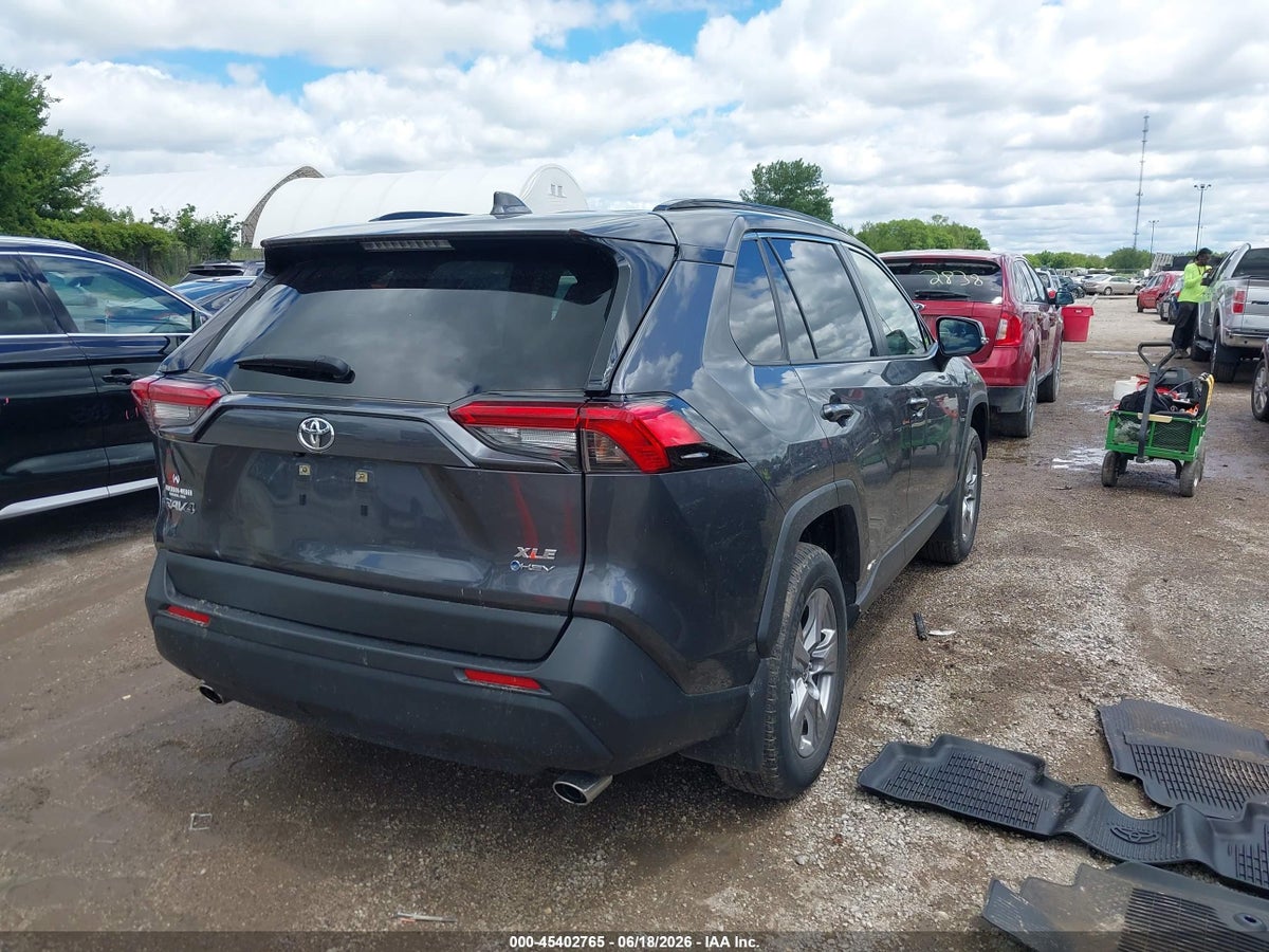 2025 TOYOTA RAV4 HYBRID XLE — снимка 4