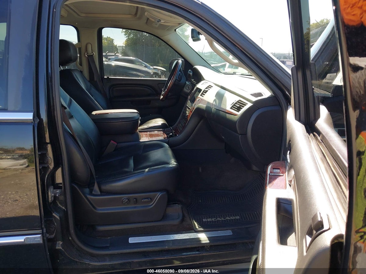 2011 CADILLAC ESCALADE EXT LUXURY — снимка 5