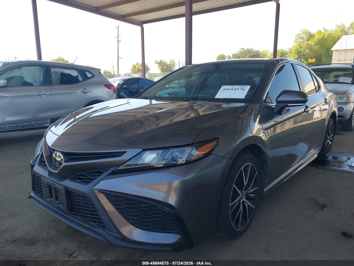 2022 TOYOTA CAMRY SE — снимка 2