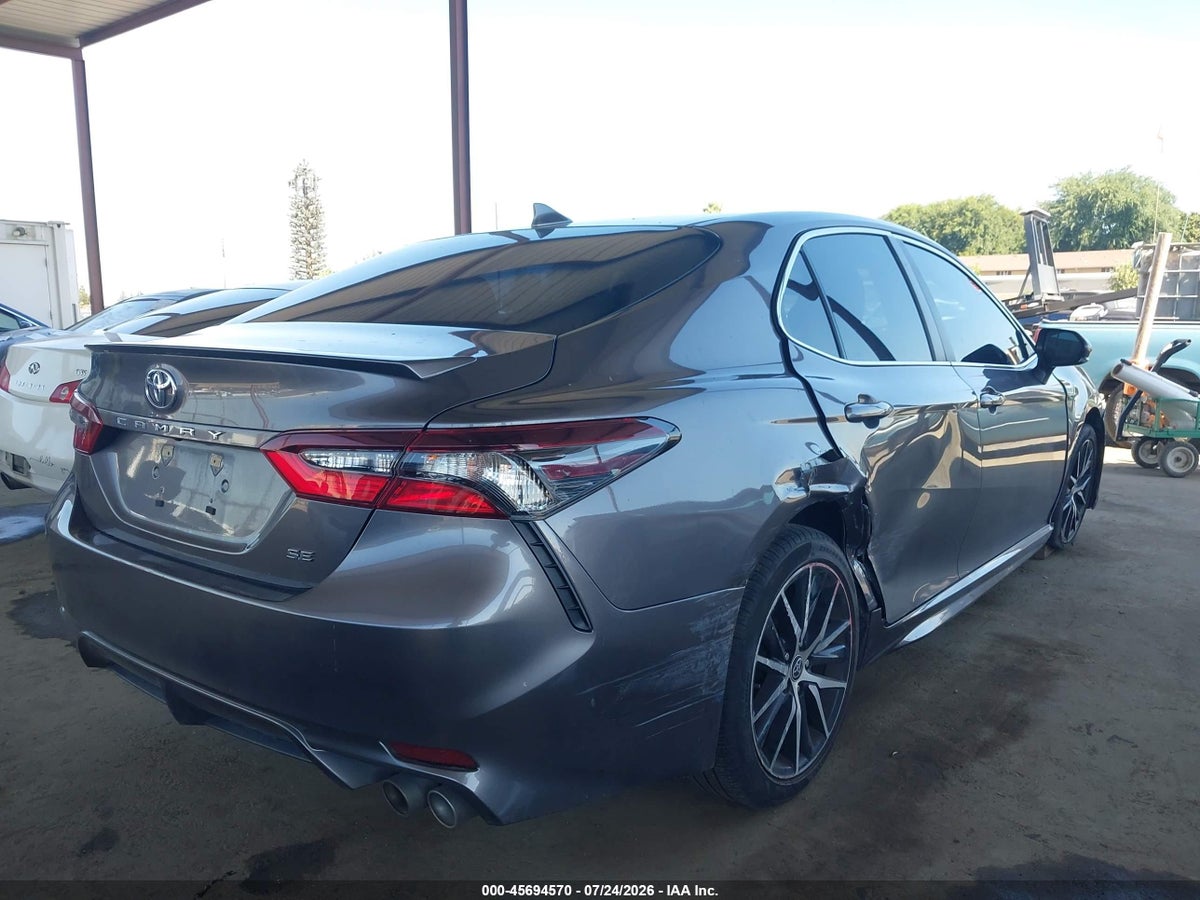 2022 TOYOTA CAMRY SE — снимка 4