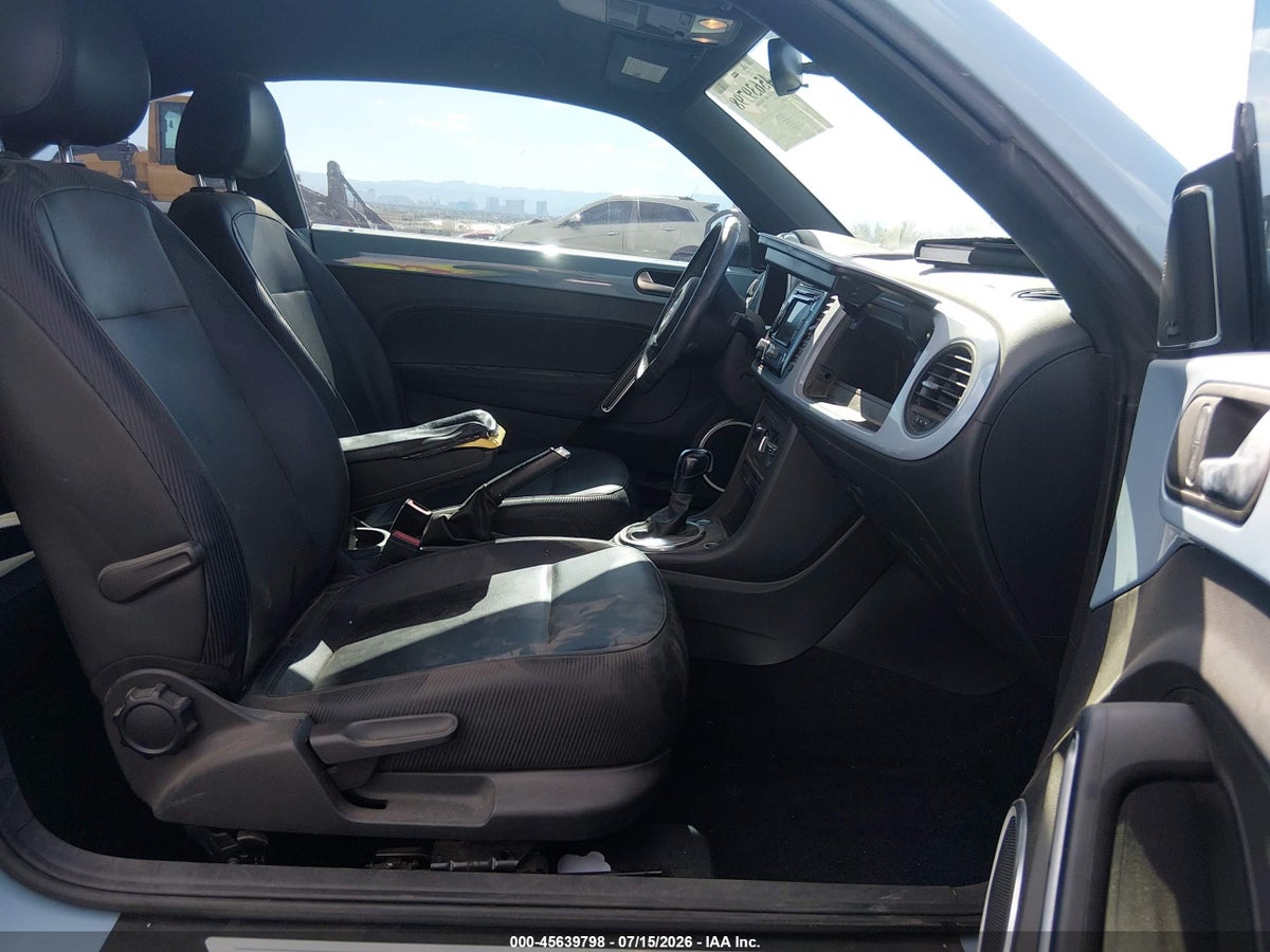 2012 VOLKSWAGEN BEETLE 2.5L — снимка 5