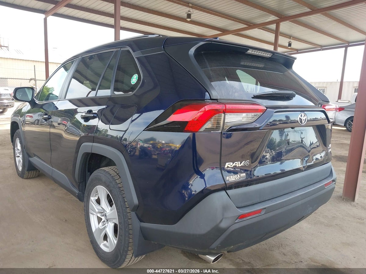 2019 TOYOTA RAV4 XLE — снимка 3