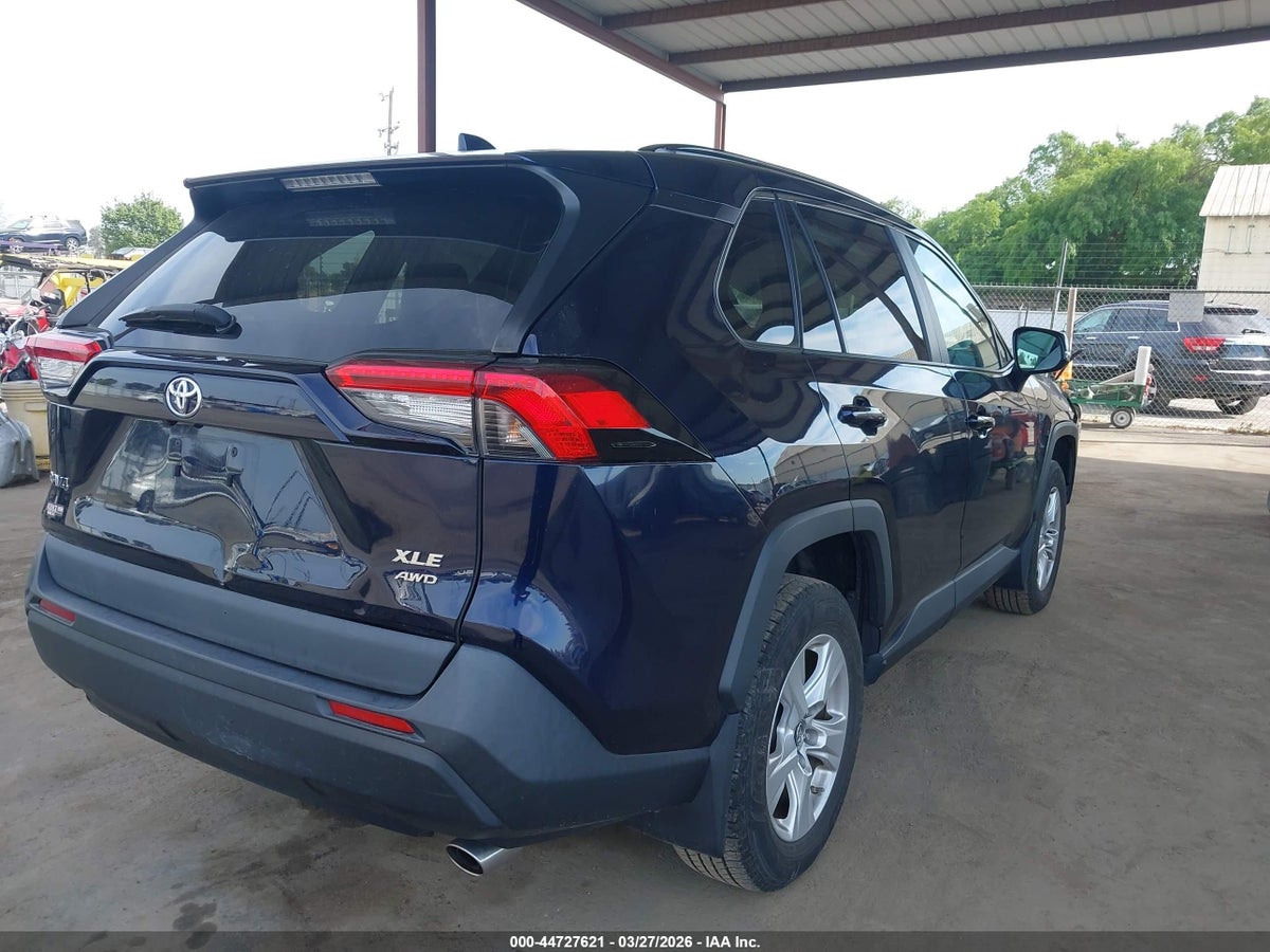 2019 TOYOTA RAV4 XLE — снимка 4