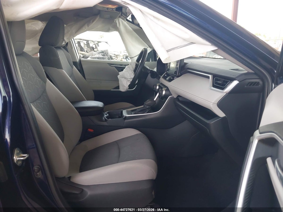 2019 TOYOTA RAV4 XLE — снимка 5