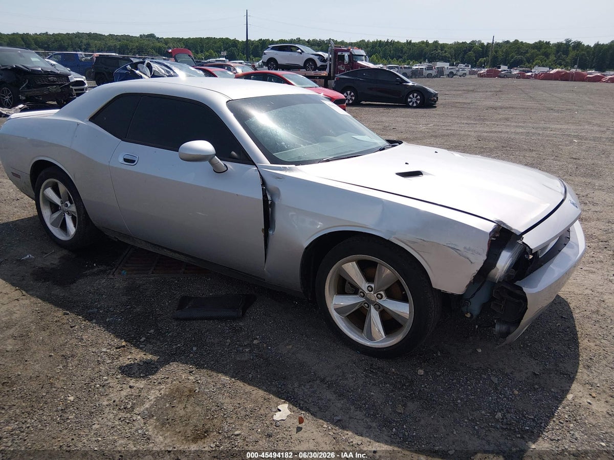 2010 DODGE CHALLENGER SE