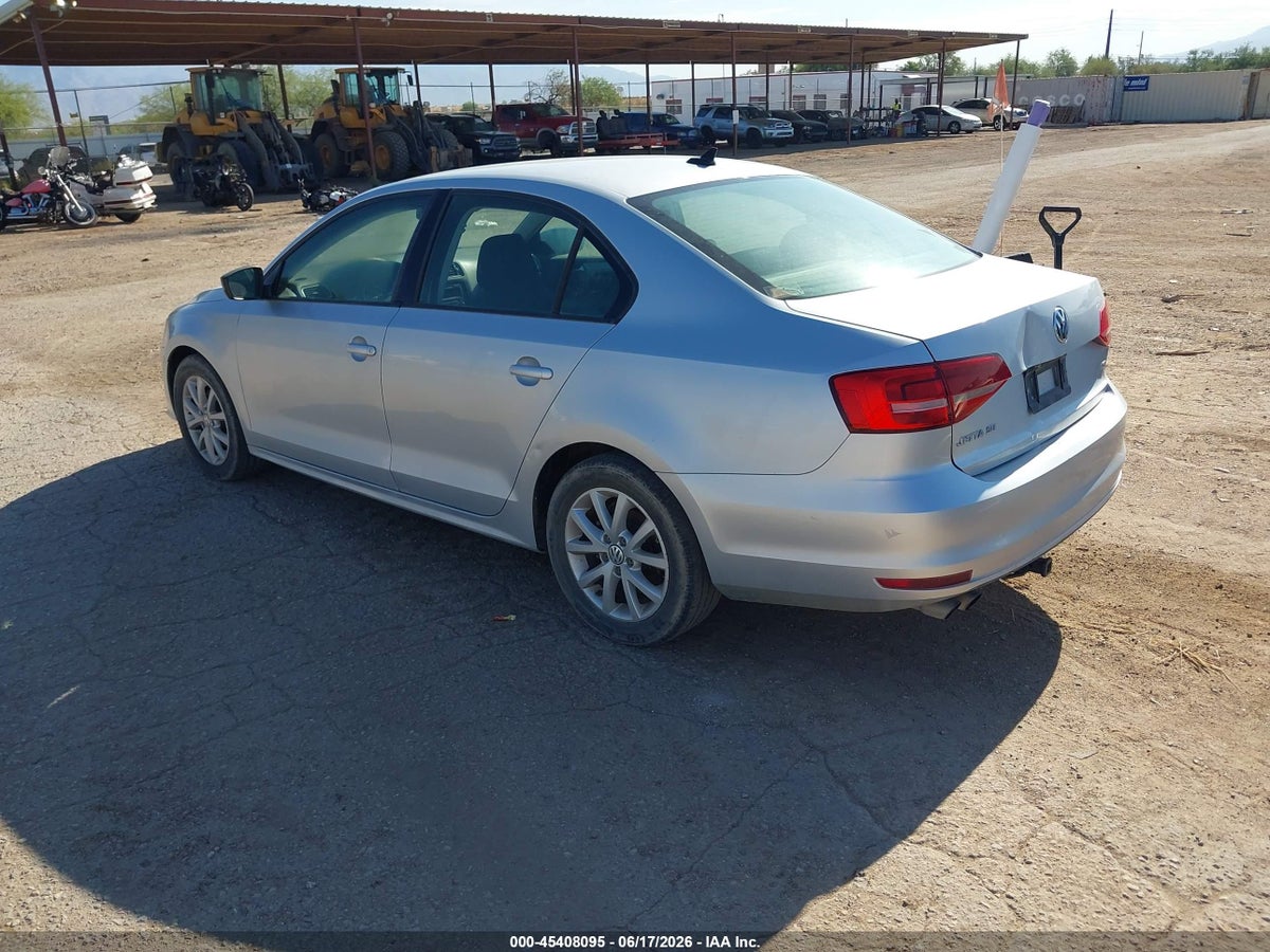 2015 VOLKSWAGEN JETTA 1.8T SE — снимка 3