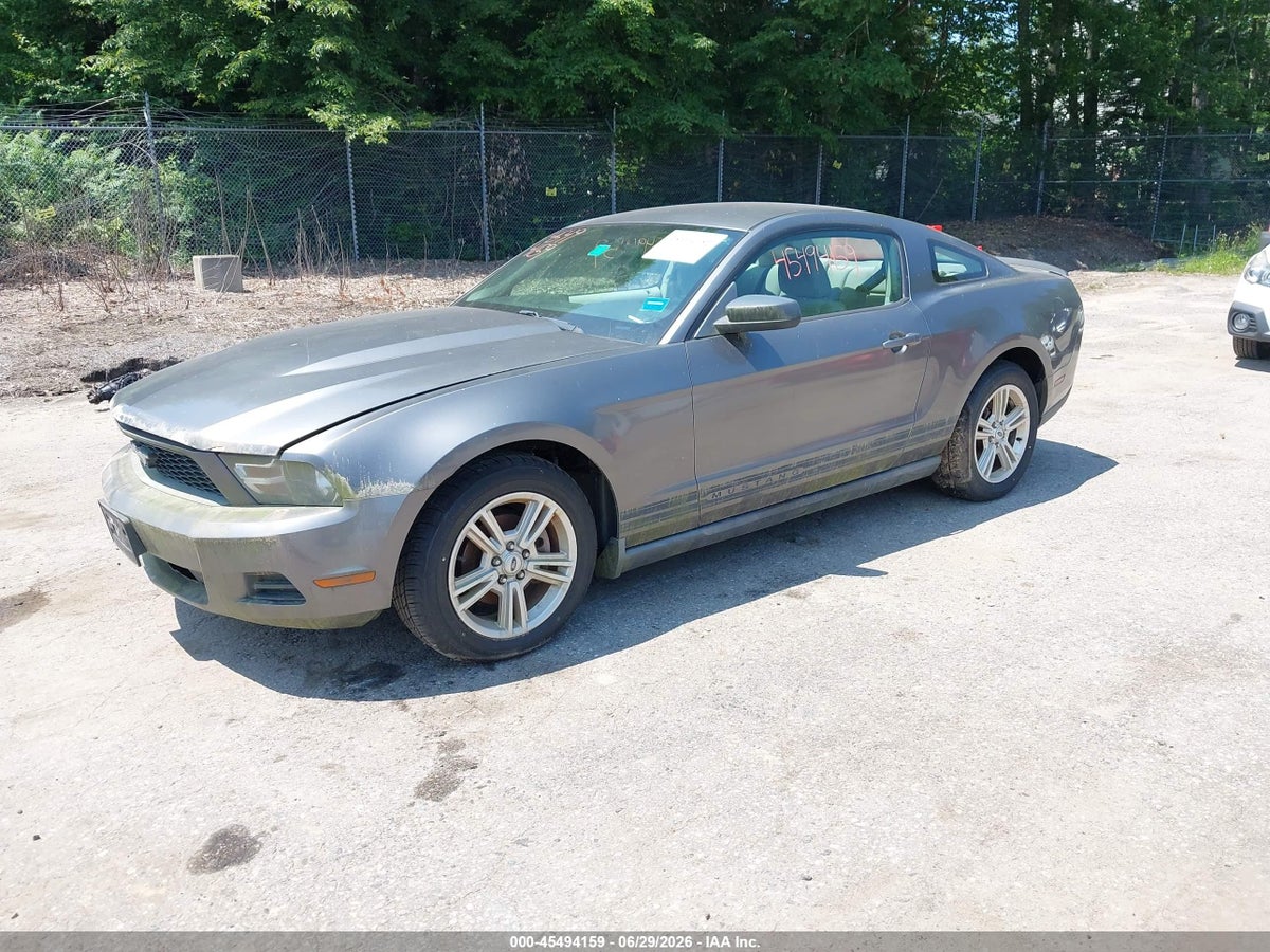 2010 FORD MUSTANG V6/V6 PREMIUM — снимка 2