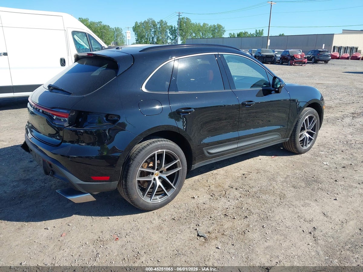 2025 PORSCHE MACAN T — снимка 4