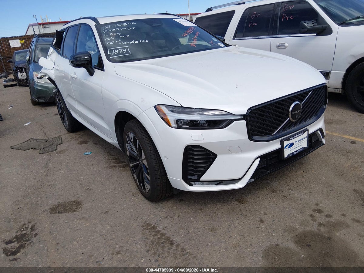 2026 VOLVO XC60 B5 PLUS