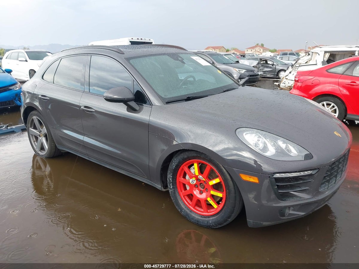 2018 PORSCHE MACAN S