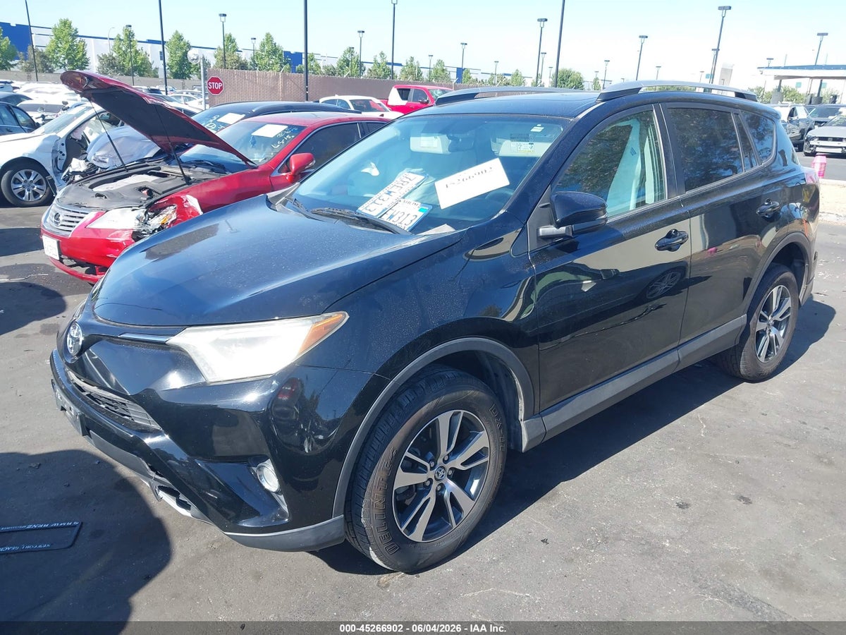 2016 TOYOTA RAV4 XLE — снимка 2
