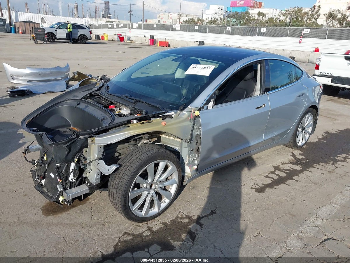 2018 TESLA MODEL 3 LONG RANGE/MID RANGE — снимка 2