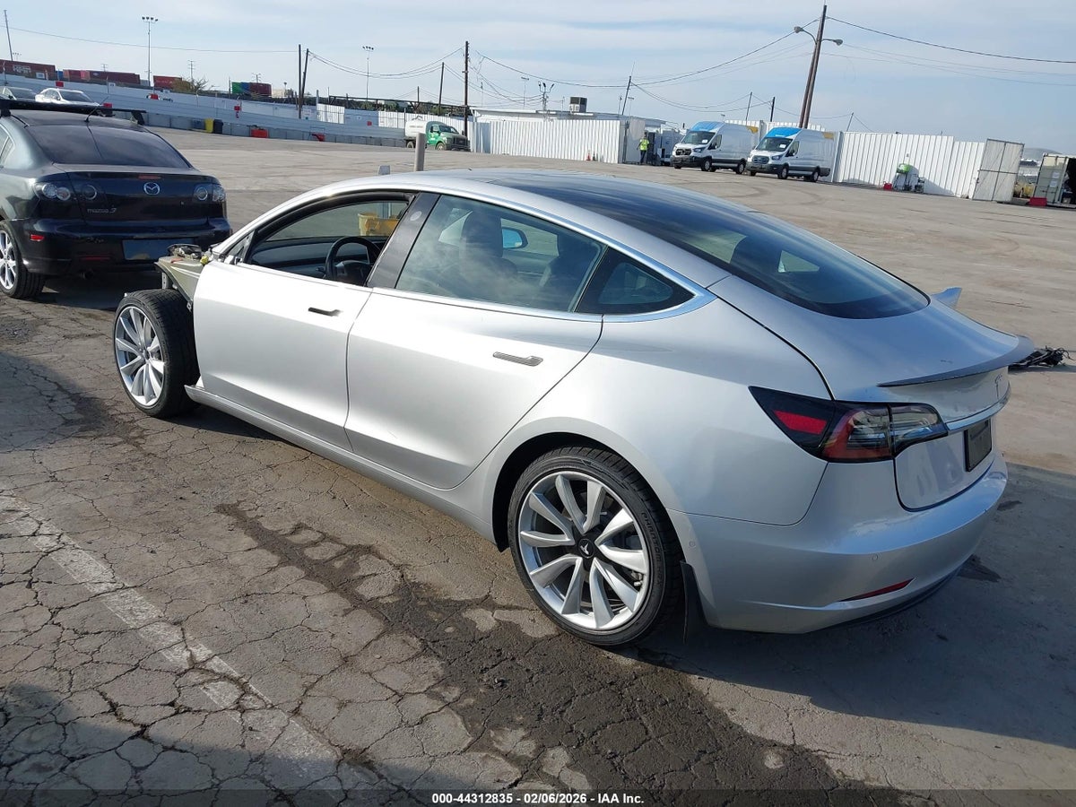 2018 TESLA MODEL 3 LONG RANGE/MID RANGE — снимка 3
