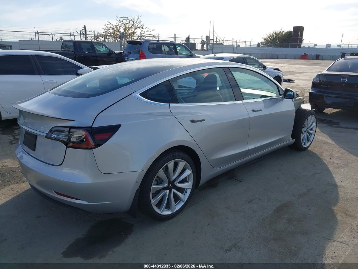 2018 TESLA MODEL 3 LONG RANGE/MID RANGE — снимка 4