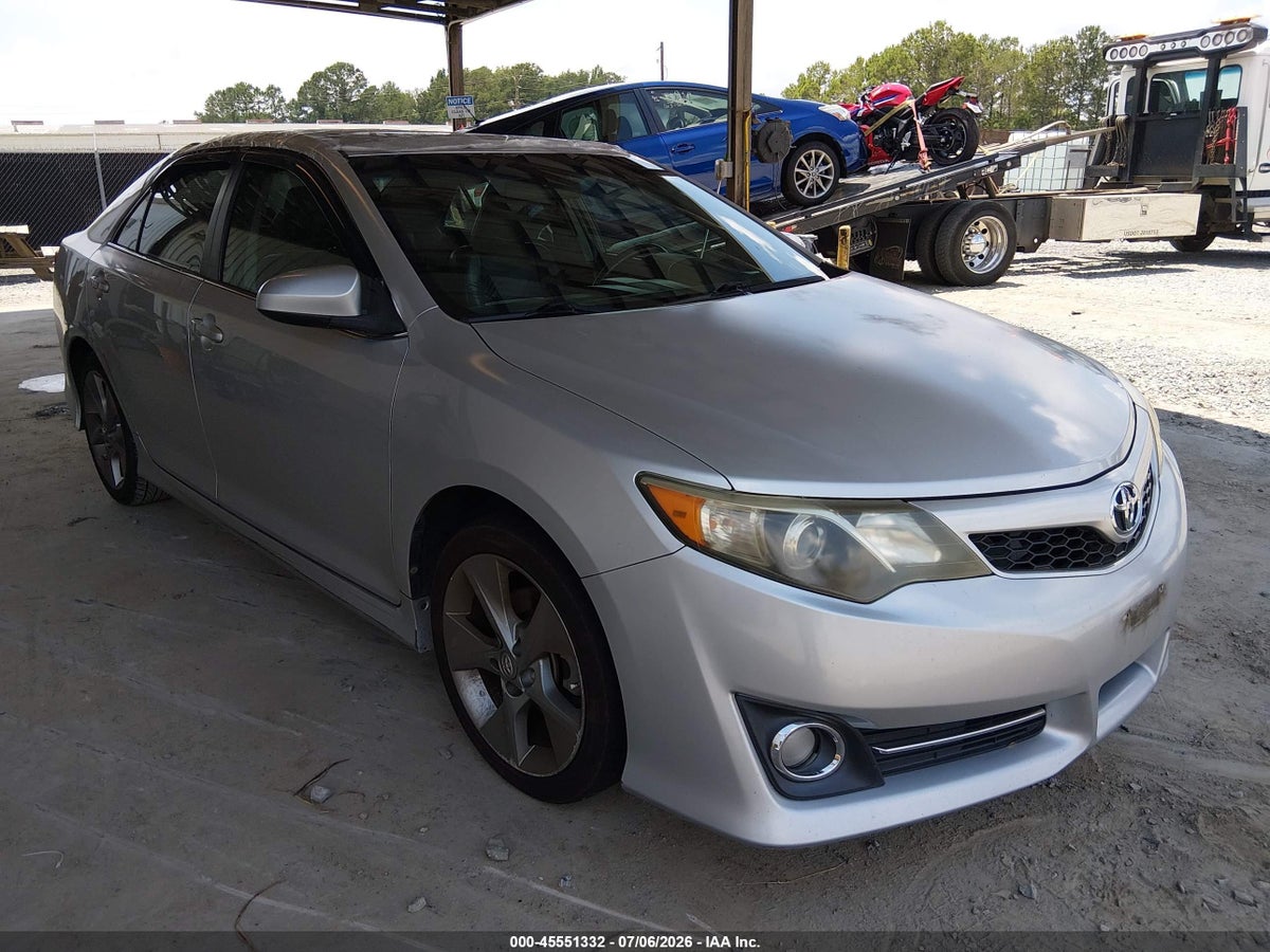 2014 TOYOTA CAMRY SE SPORT