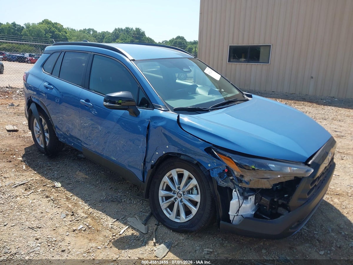 2026 TOYOTA COROLLA CROSS LE