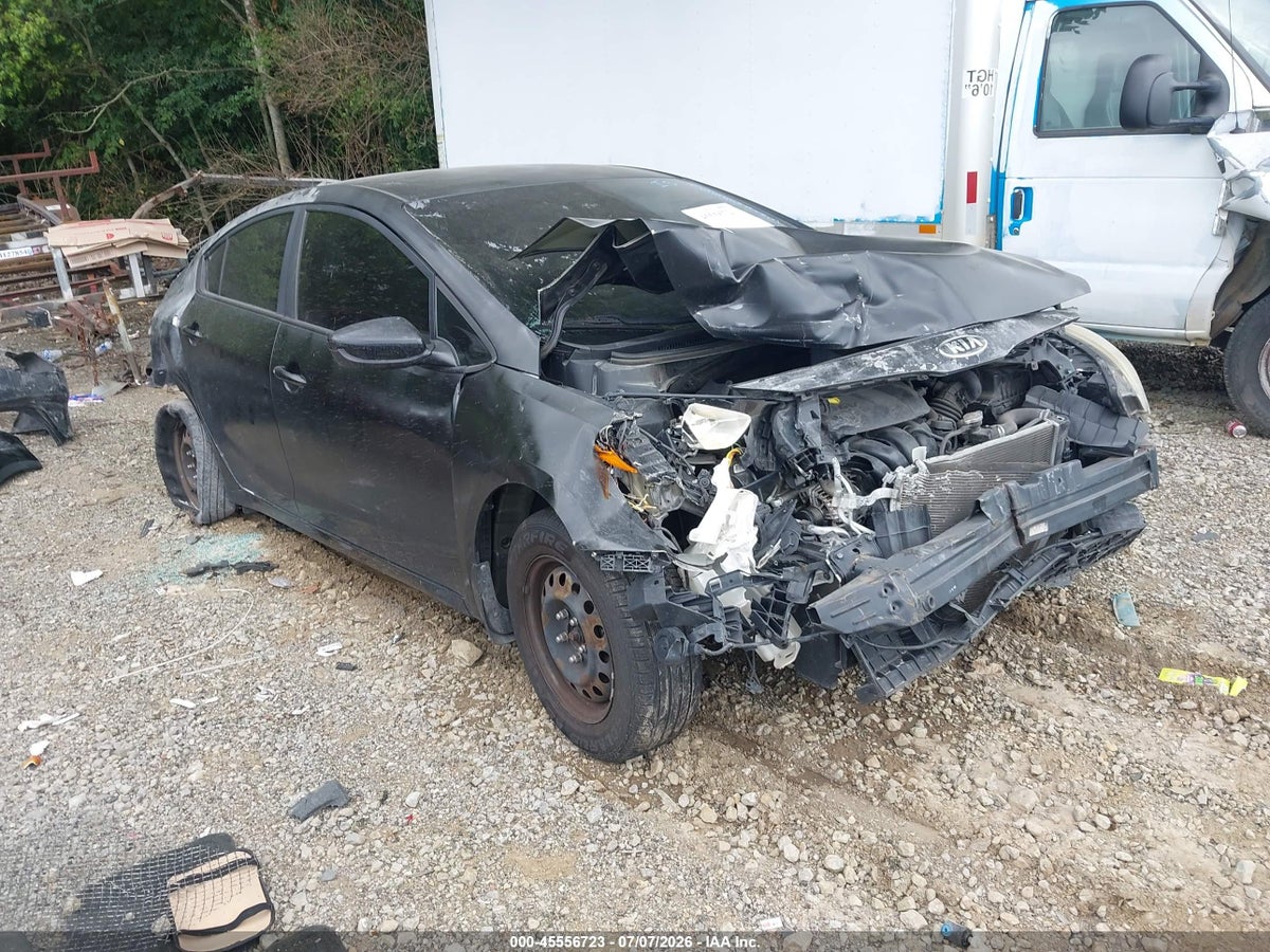 2015 KIA FORTE LX