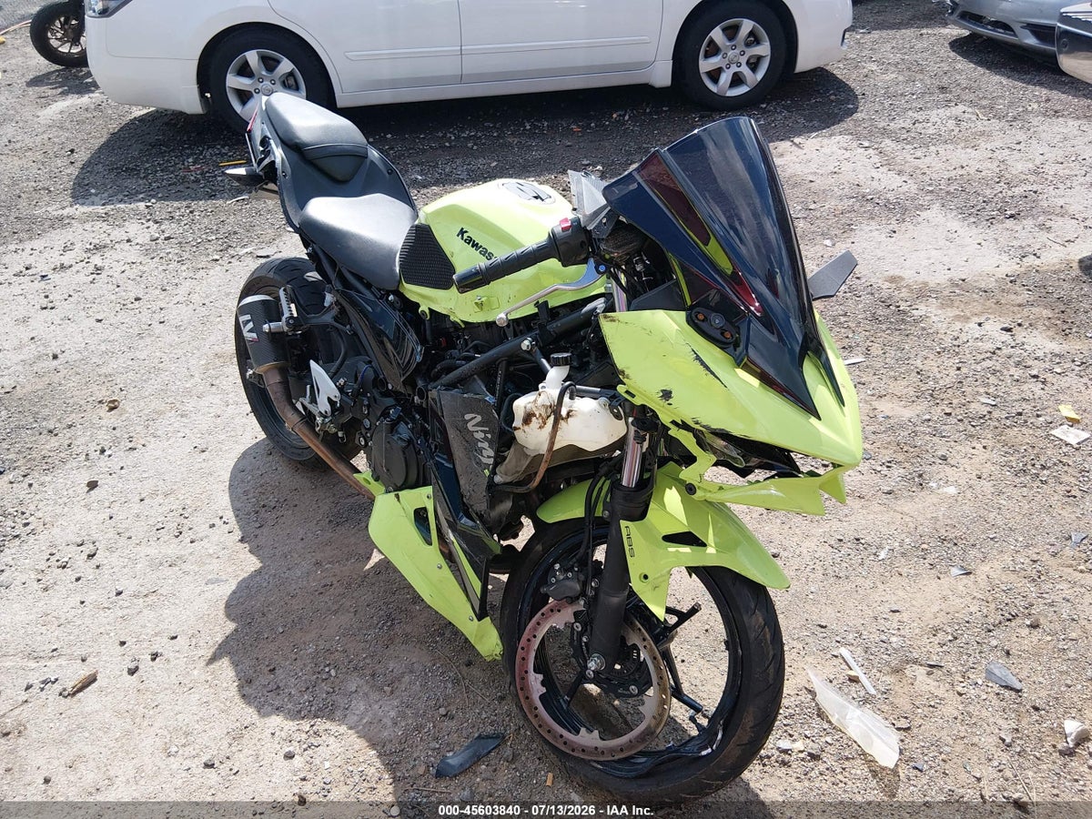 2026 KAWASAKI EX500