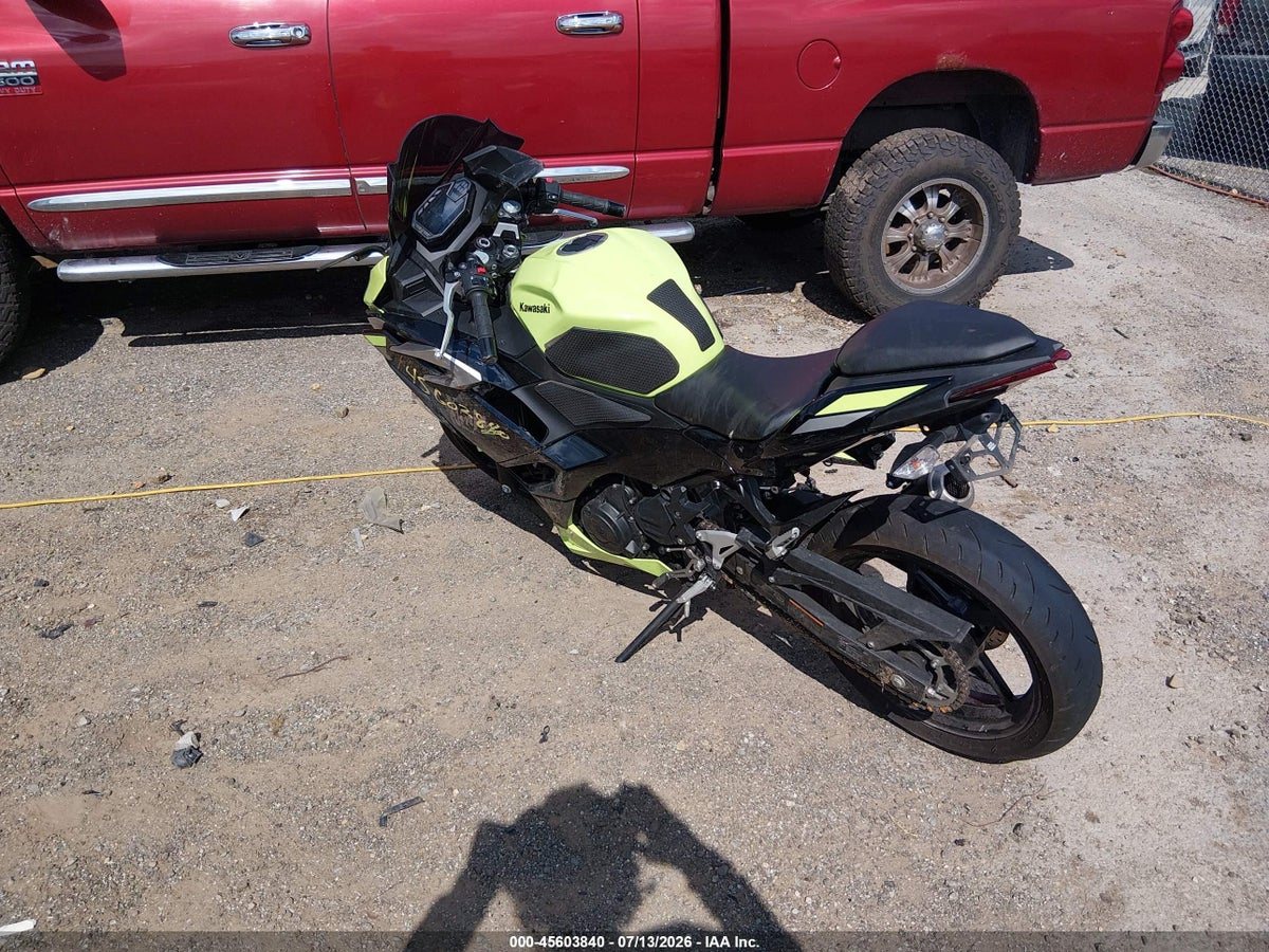 2026 KAWASAKI EX500 — photo 3