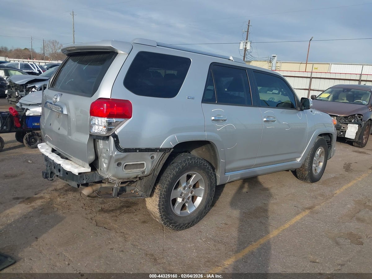 2013 TOYOTA 4RUNNER SR5 — снимка 4
