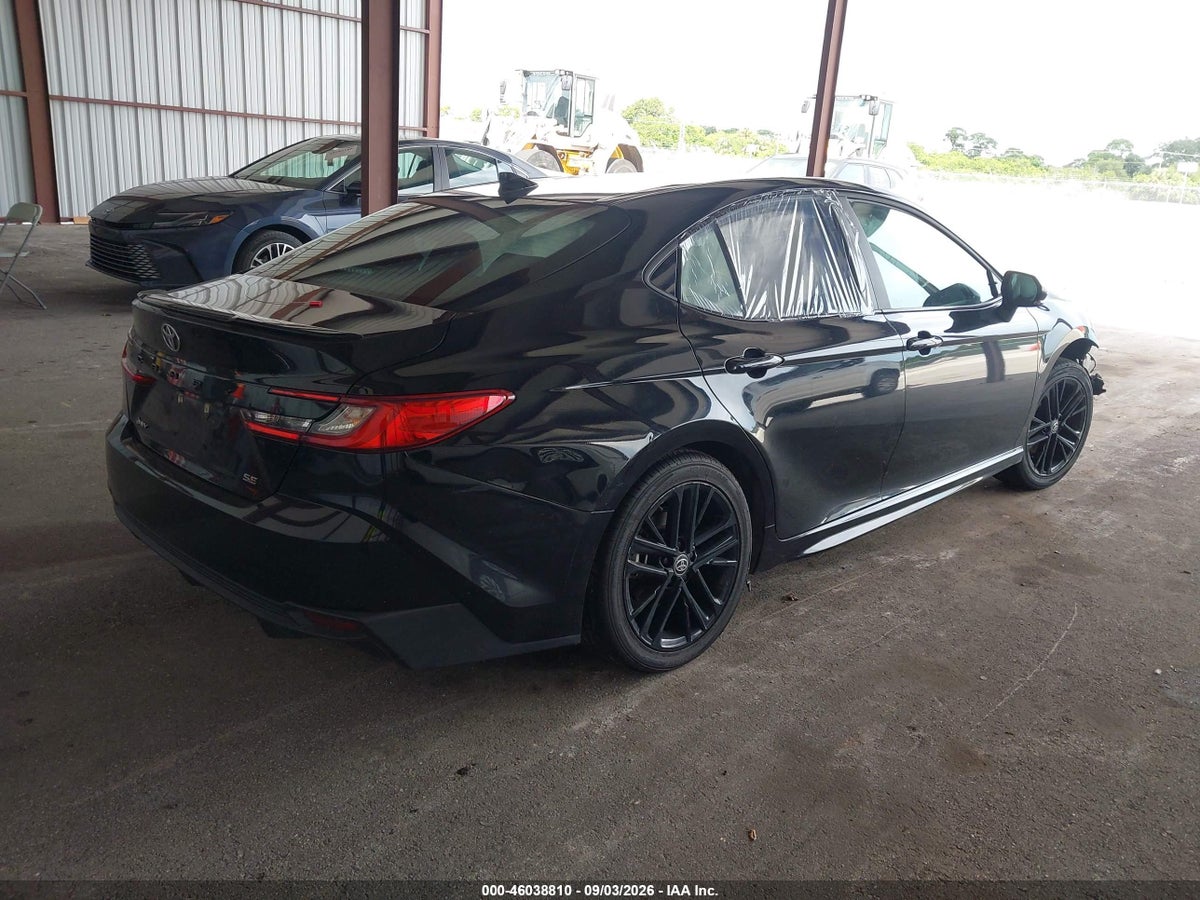 2025 TOYOTA CAMRY SE — снимка 4