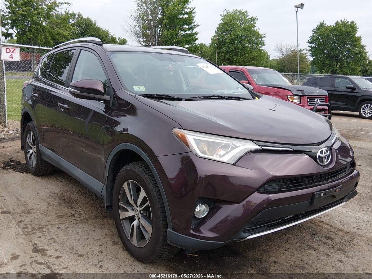 2016 TOYOTA RAV4 XLE