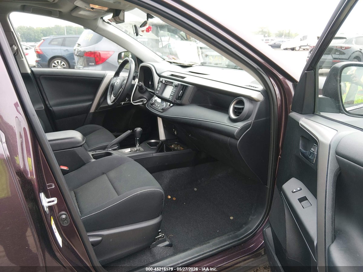 2016 TOYOTA RAV4 XLE — снимка 5