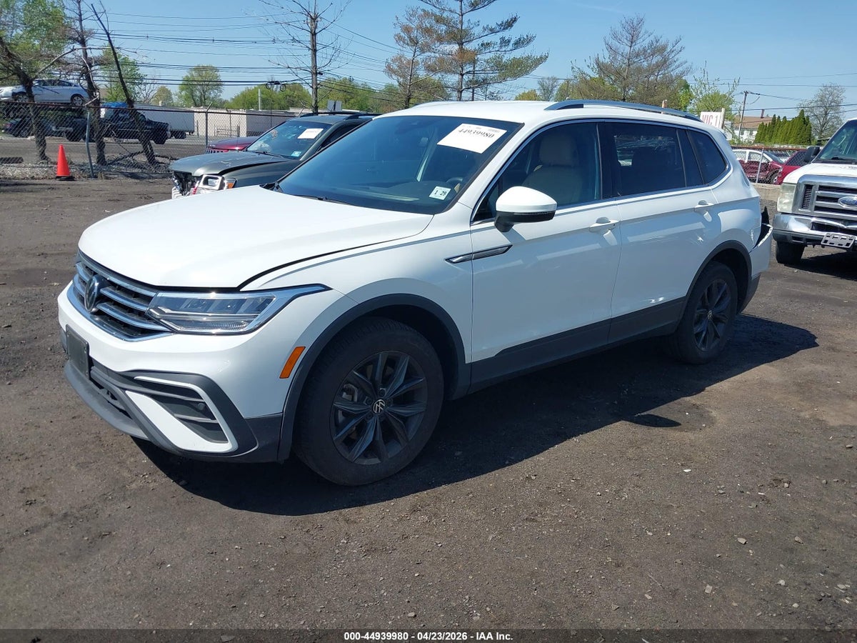 2024 VOLKSWAGEN TIGUAN 2.0T SE/2.0T WOLFSBURG EDITION — снимка 2
