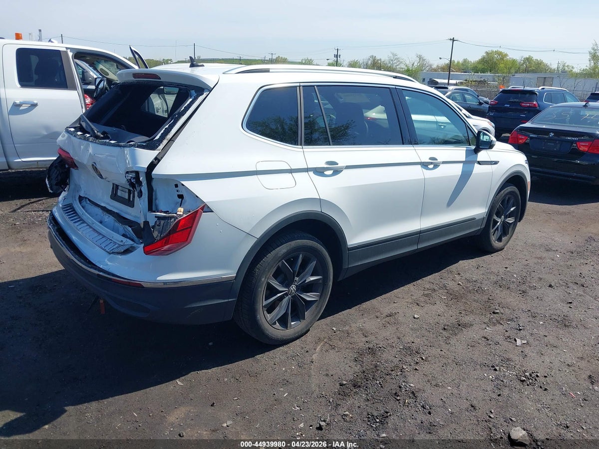 2024 VOLKSWAGEN TIGUAN 2.0T SE/2.0T WOLFSBURG EDITION — снимка 4
