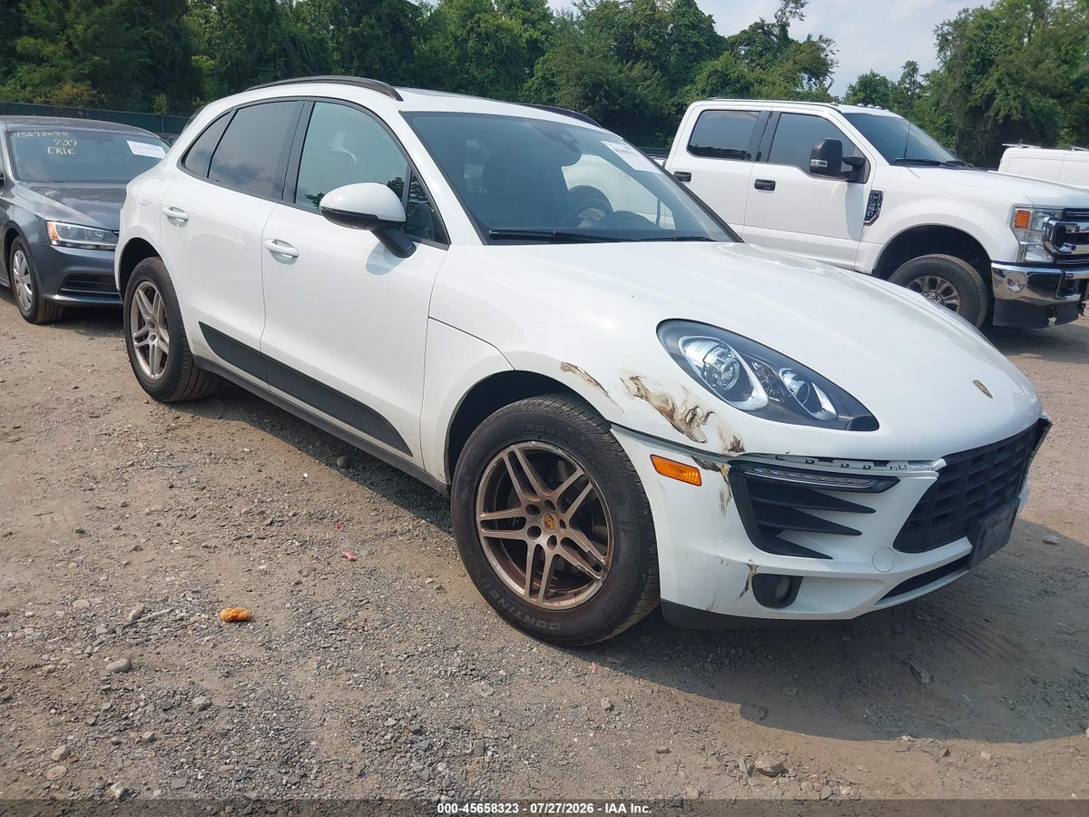 2018 PORSCHE MACAN