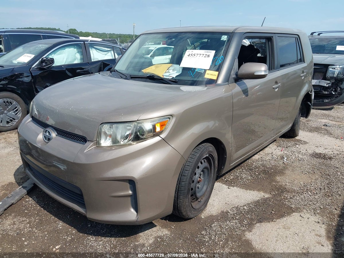 2012 SCION XB — photo 2