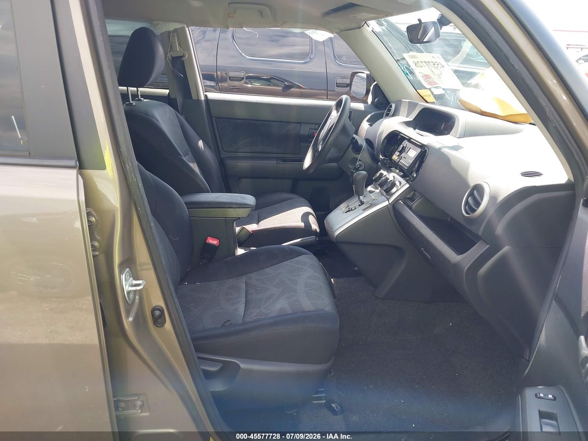 2012 SCION XB — photo 5