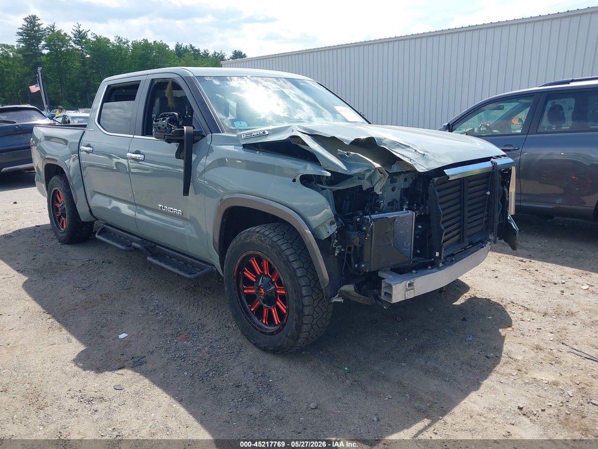 2025 TOYOTA TUNDRA HYBRID LIMITED CREWMAX 6.4' BED