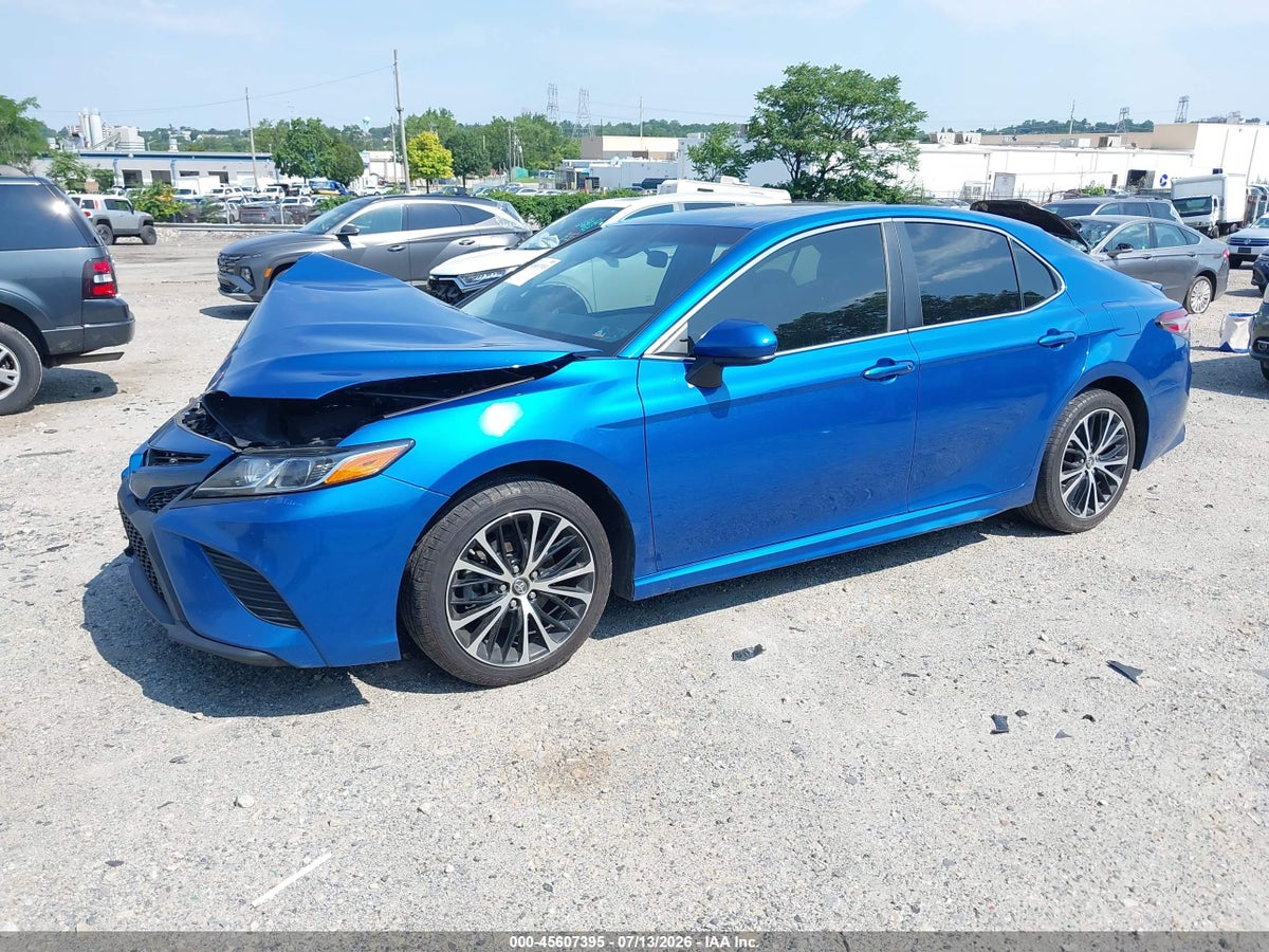 2019 TOYOTA CAMRY SE — снимка 2