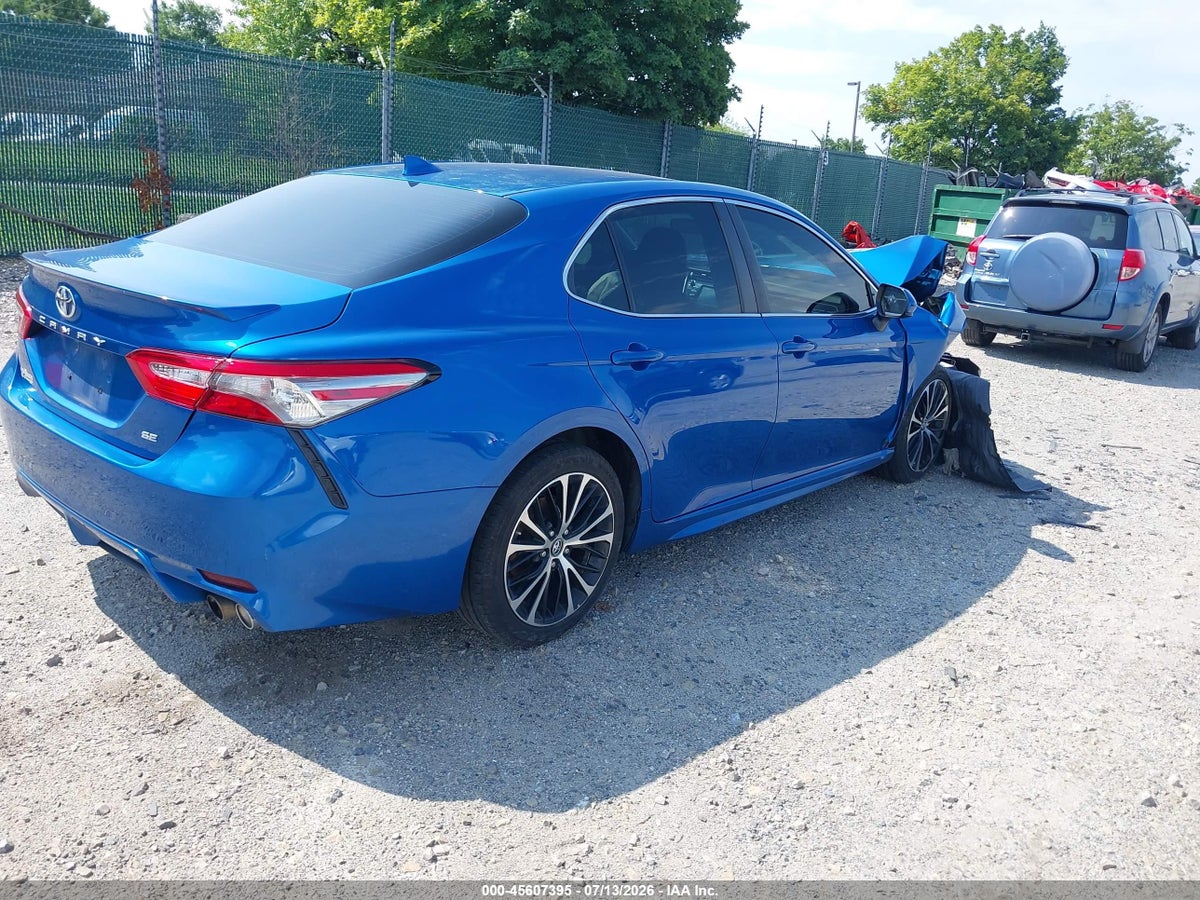 2019 TOYOTA CAMRY SE — снимка 4