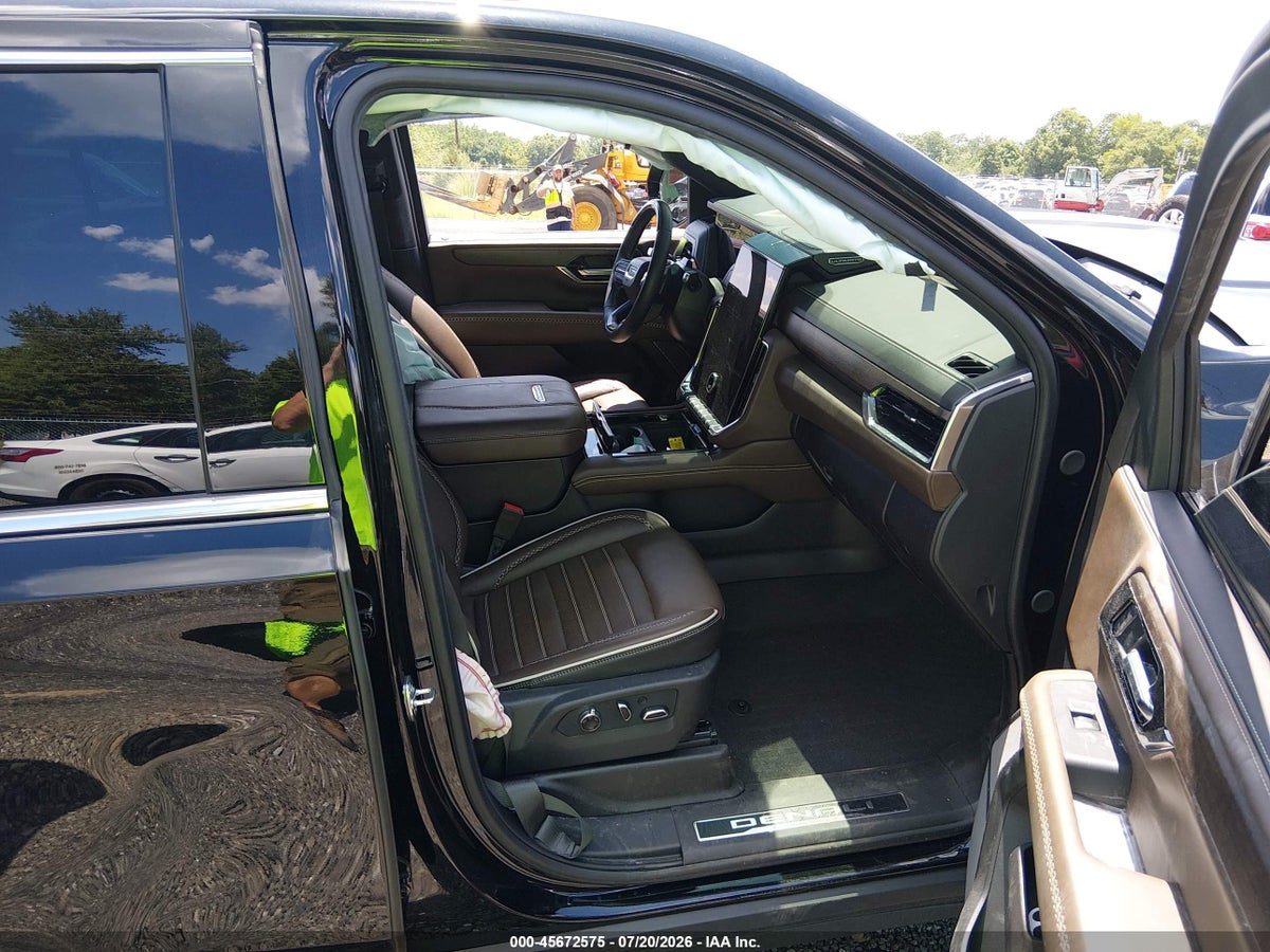 2026 GMC YUKON 4WD DENALI ULTIMATE — снимка 5