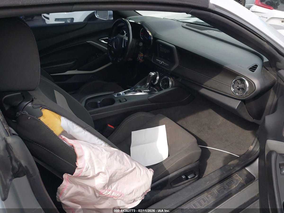 2019 CHEVROLET CAMARO 1LT — снимка 5