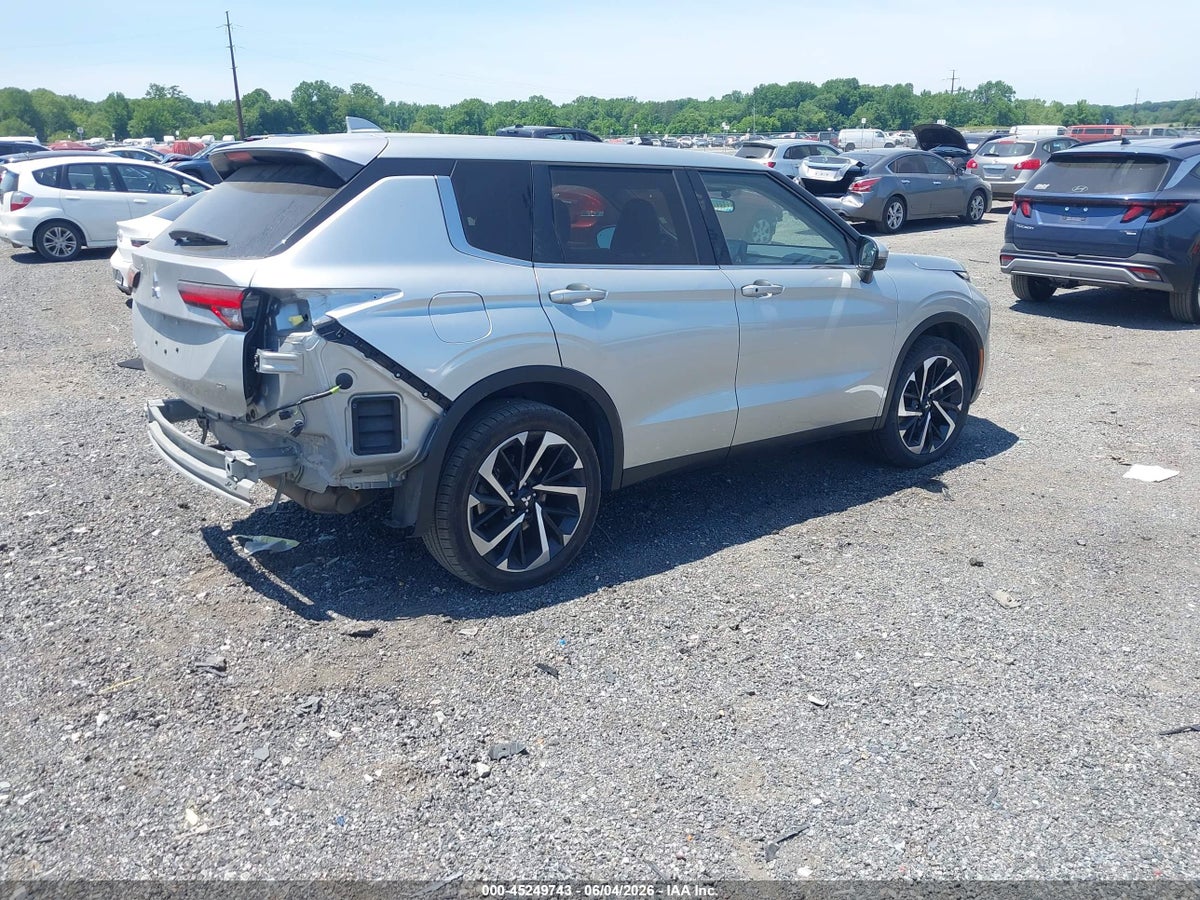 2024 MITSUBISHI OUTLANDER SE 2.5 2WD/SE BLACK EDITION S-AWC/SE BLACK EDITION W/PANO ROOF S-AWC — снимка 4