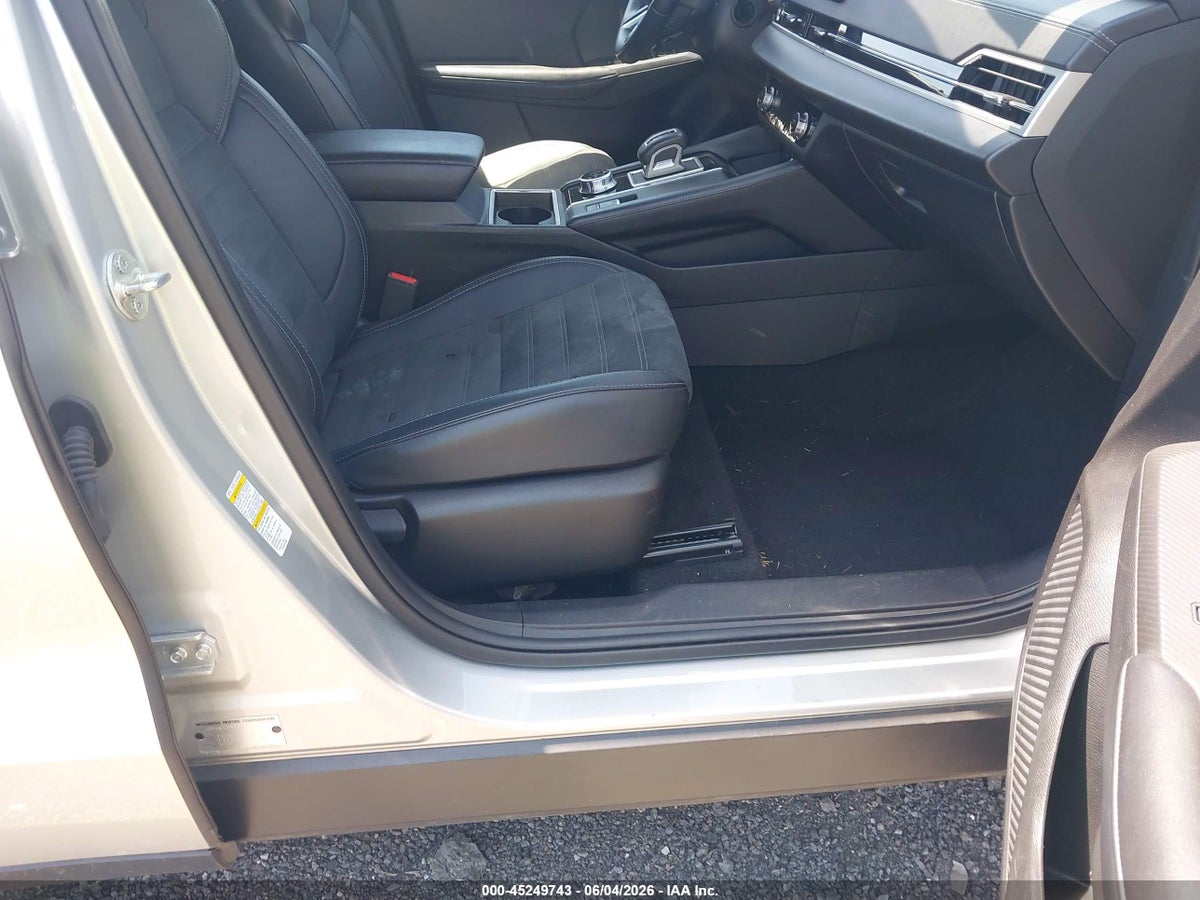 2024 MITSUBISHI OUTLANDER SE 2.5 2WD/SE BLACK EDITION S-AWC/SE BLACK EDITION W/PANO ROOF S-AWC — снимка 5