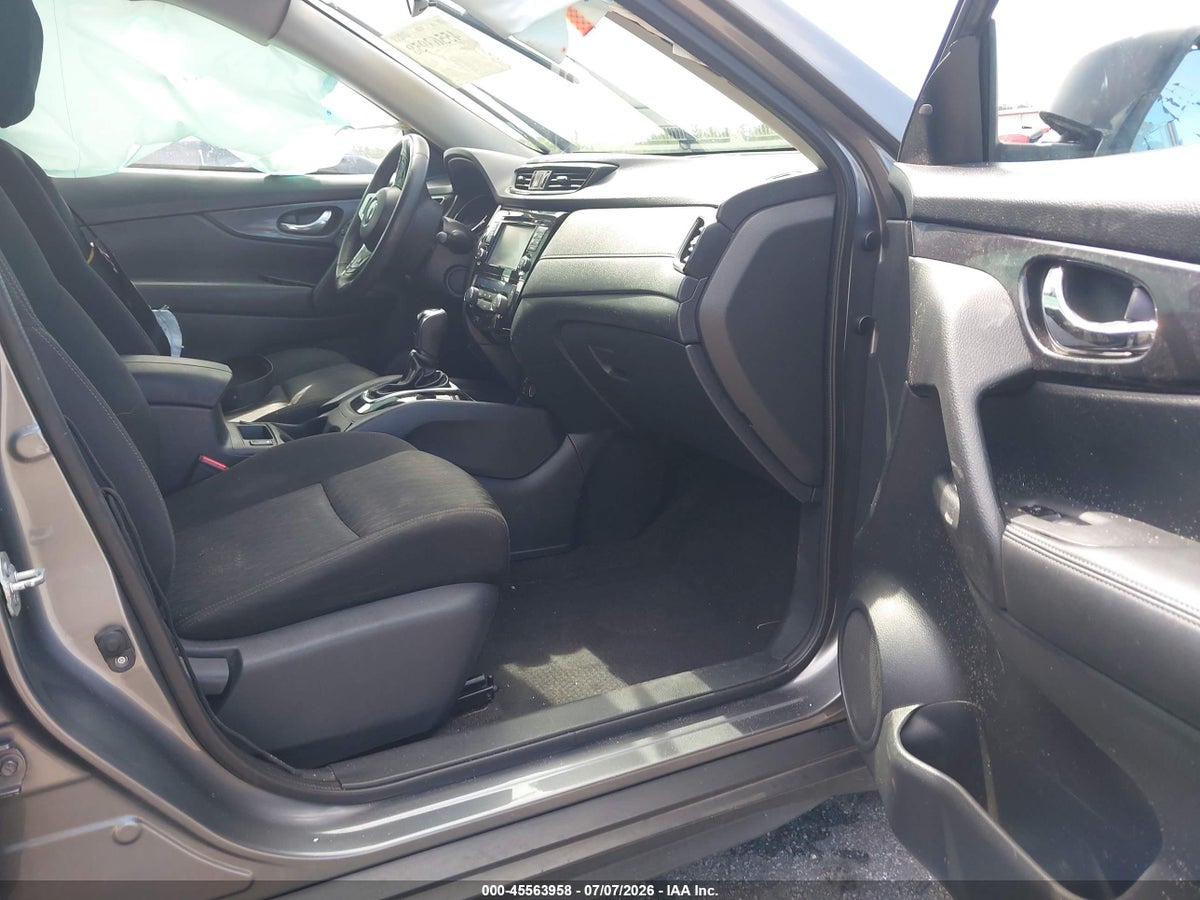 2017 NISSAN ROGUE SV — снимка 5