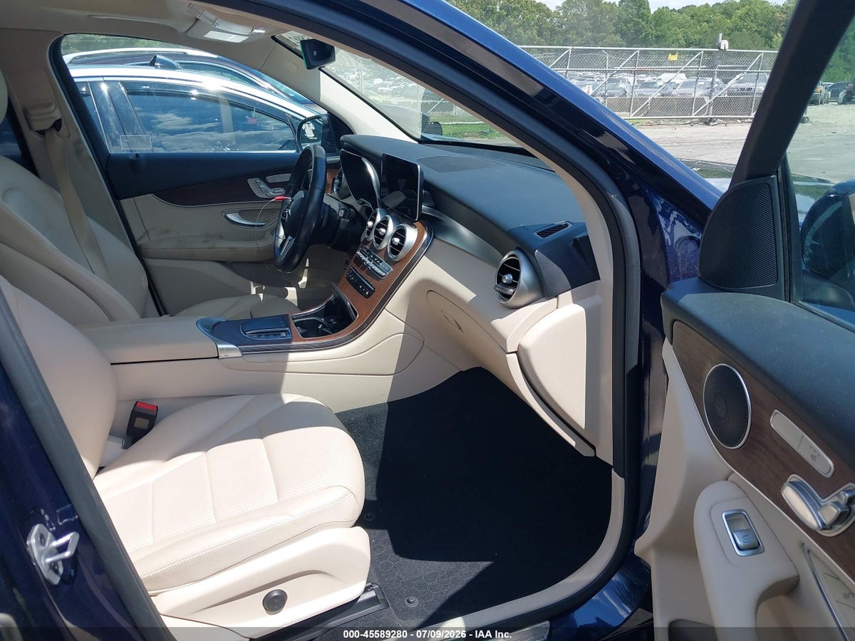 2022 MERCEDES-BENZ GLC 300 4MATIC SUV — снимка 5