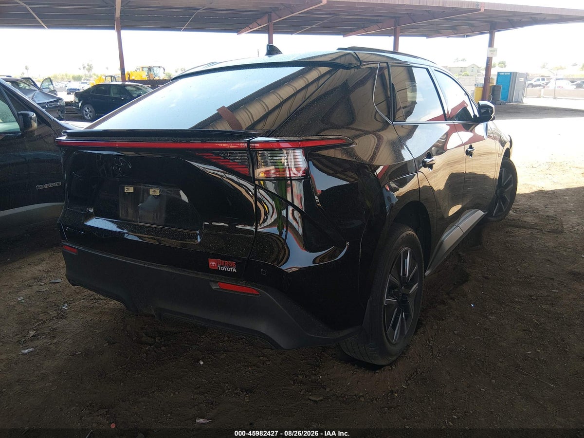 2026 TOYOTA BZ XLE — снимка 4