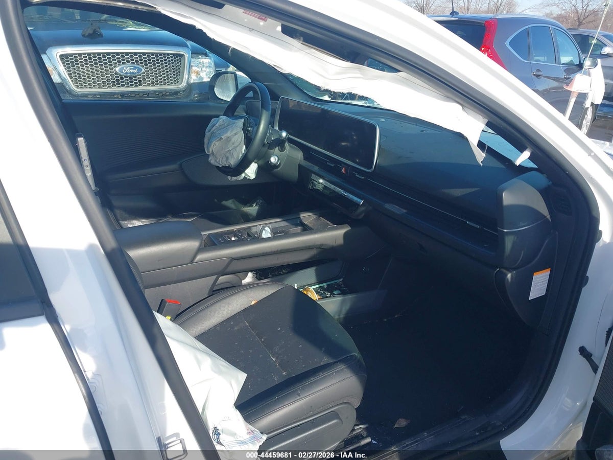 2023 HYUNDAI IONIQ 6 SEL — снимка 5